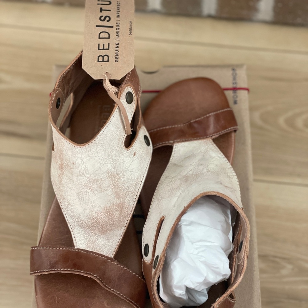 Be Distinctive Brown and Cream Sandals